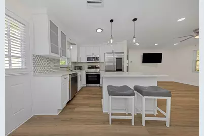 1806 Vancouver Drive, Clearwater, FL 33756 - Photo 6