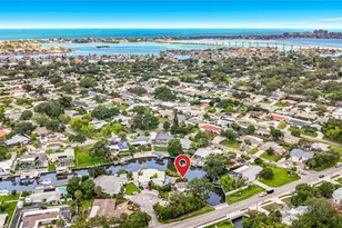 3511 North Cir, Largo, FL 33770 - Photo 8