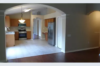 30709 Lanesborough Circle, Wesley Chapel, FL 33543 - Photo 6