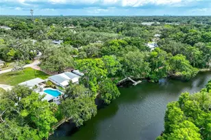 11935 Riverhills Dr, Tampa, FL 33617 - Photo 4