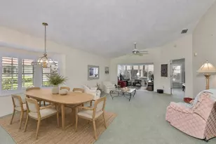 2429 New Haven Cir, Sun City Center, FL 33573 - Photo 10
