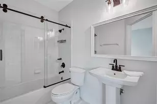 11908 Meridian Point Dr, Tampa, FL 33626 - Photo 22