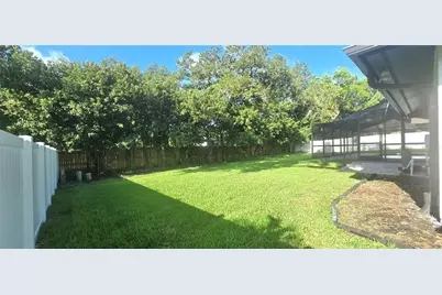 2905 Bluffs Drive, Largo, FL 33770 - Photo 8
