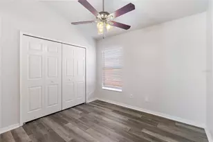 7456 Oxford Garden Cir, Apollo Beach, FL 33572 - Photo 14