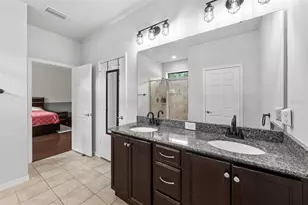 2212 Landside Dr, Valrico, FL 33594 - Photo 18