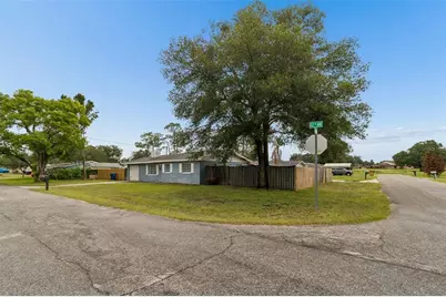 39051 12th Avenue, Zephyrhills, FL 33542 - Photo 2