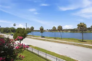 1815 5th St N, Saint Petersburg, FL 33704 - Photo 48