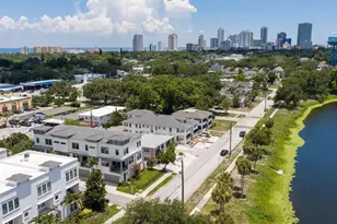 1815 5th St N, Saint Petersburg, FL 33704 - Photo 10