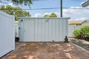 14426 Mark Dr, Largo, FL 33774 - Photo 32