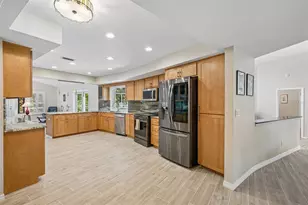 14426 Mark Dr, Largo, FL 33774 - Photo 10