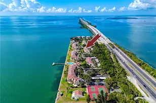 7530 Sunshine Skyway Ln S, Saint Petersburg, FL 33711 - Photo 52