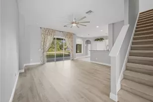 11530 Oyster Bay Cir, New Port Richey, FL 34654 - Photo 8