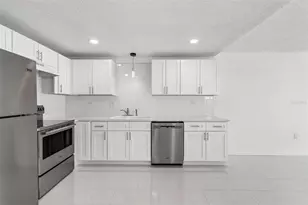 450 Treasure Island Causeway, Treasure Island, FL 33706 - Photo 8