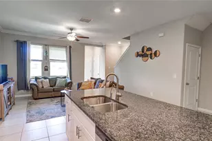31632 Blue Passing Loop, Wesley Chapel, FL 33545 - Photo 10