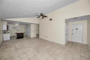 1200 E Court St, Tarpon Springs, FL 34689 - Photo 2