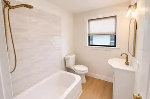 3219 E De Bazan Ave, Saint Petersburg, FL 33706 - Photo 10