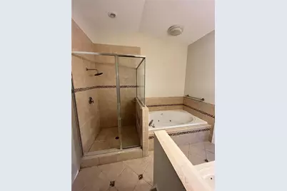 1117 S Pinellas Bayway S #306, Saint Petersburg, FL 33715 - Photo 12