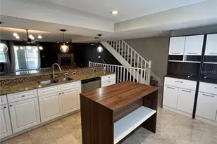 1117 S Pinellas Bayway S, Saint Petersburg, FL 33715 - Photo 6