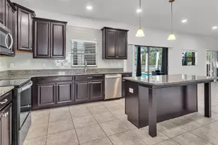 5063 Ivory Stone Dr, Wimauma, FL 33598 - Photo 10