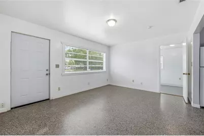 6802 Larmon Street, Tampa, FL 33634 - Photo 4