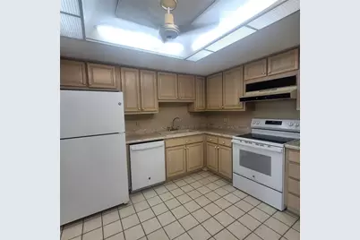 675 S Gulfview Boulevard #606, Clearwater Beach, FL 33767 - Photo 18