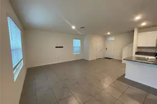 33952 Jasper Stone Dr, Wesley Chapel, FL 33543 - Photo 2