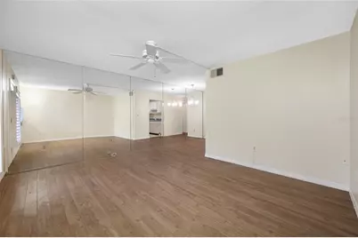 8075 112th Street #104, Seminole, FL 33772 - Photo 6