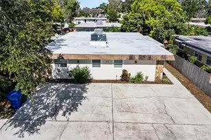 208 Jody Ct, Largo, FL 33771 - Photo 6