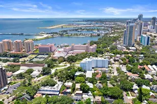 2120 1st St N, Saint Petersburg, FL 33704 - Photo 2