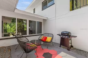 2120 1st St N, Saint Petersburg, FL 33704 - Photo 18