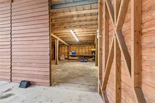 17345 Sweetwater Rd, Dade City, FL 33523 - Photo 56