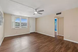 4715 Bay St NE, Saint Petersburg, FL 33703 - Photo 14