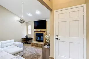 87 1st Ave NW, Lutz, FL 33548 - Photo 6