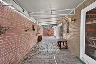 4121 W De Leon St, Tampa, FL 33609 - Photo 32