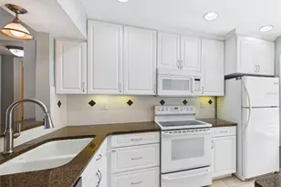 6335 Palma Del Mar Blvd S, Saint Petersburg, FL 33715 - Photo 4