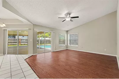 2909 Starmount Drive, Valrico, FL 33596 - Photo 10