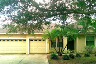 609 Cedar Waxwing Dr, Brandon, FL 33510 - Photo 2
