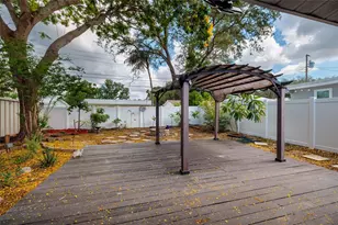 6275 51st Ave N, Saint Petersburg, FL 33709 - Photo 28