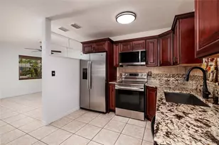 6275 51st Ave N, Saint Petersburg, FL 33709 - Photo 12