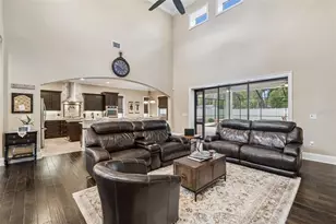 6011 S 3rd St, Tampa, FL 33611 - Photo 8