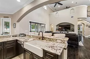 6011 S 3rd St, Tampa, FL 33611 - Photo 24