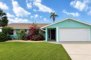 1002 Silver Palm Way, Apollo Beach, FL 33572 - Photo 1