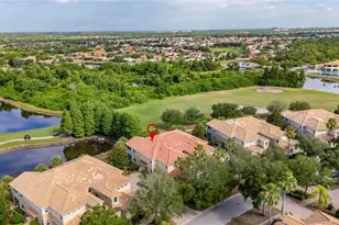 1423 Emerald Dunes Dr, Sun City Center, FL 33573 - Photo 2