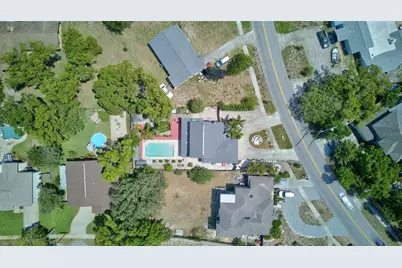 703 Riverside Drive, Tarpon Springs, FL 34689 - Photo 40