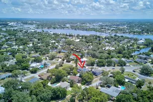 703 Riverside Dr, Tarpon Springs, FL 34689 - Photo 44