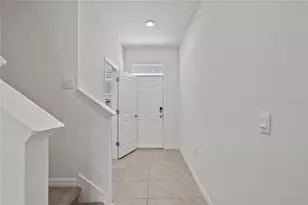 33055 Tulip Petal Ln, Wesley Chapel, FL 33545 - Photo 14