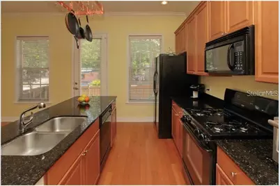 2902 Hansen Manor Lane, Tampa, FL 33611 - Photo 8
