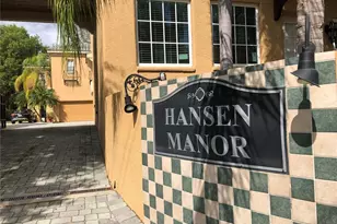 2902 Hansen Manor Ln, Tampa, FL 33611 - Photo 2