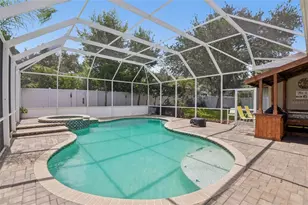 18116 Sugar Brooke Dr, Tampa, FL 33647 - Photo 2
