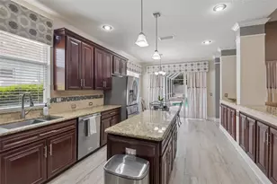 18116 Sugar Brooke Dr, Tampa, FL 33647 - Photo 10